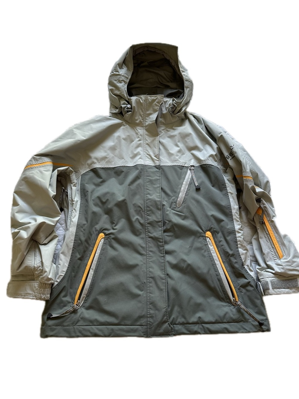 Hooded shell/rain jacket